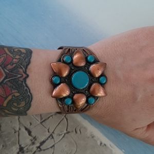 Vintage • Bell Copper cuff bracelet